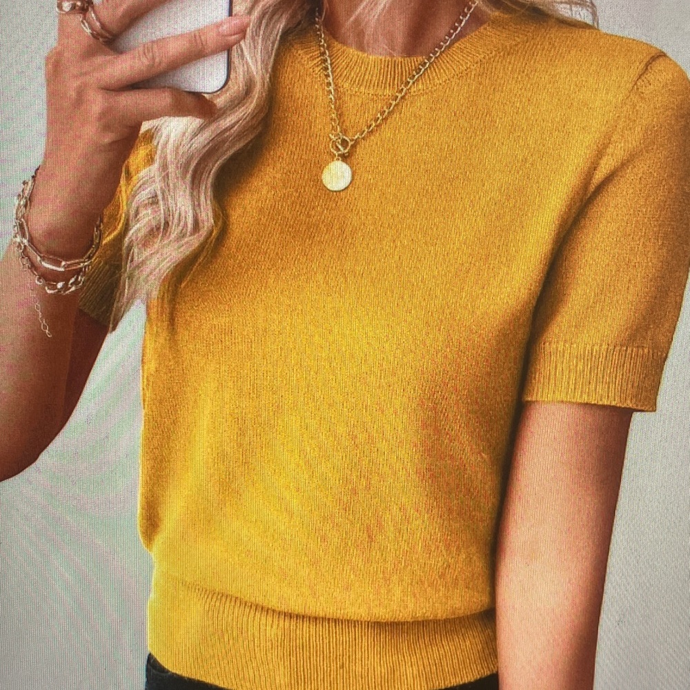 Women's Mustard Yellow Short Sleeve Sweater